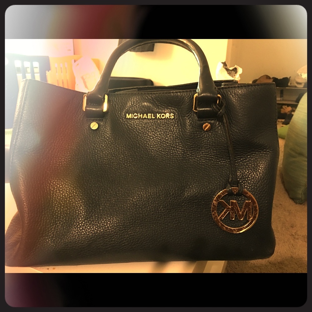 MK many handbag